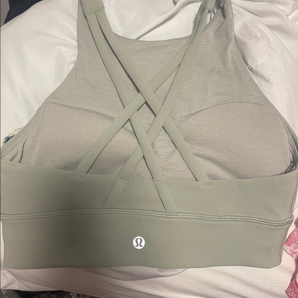 LULULEMON SPORTS BRA SIZE 4 💚 - Picture 4 of 4